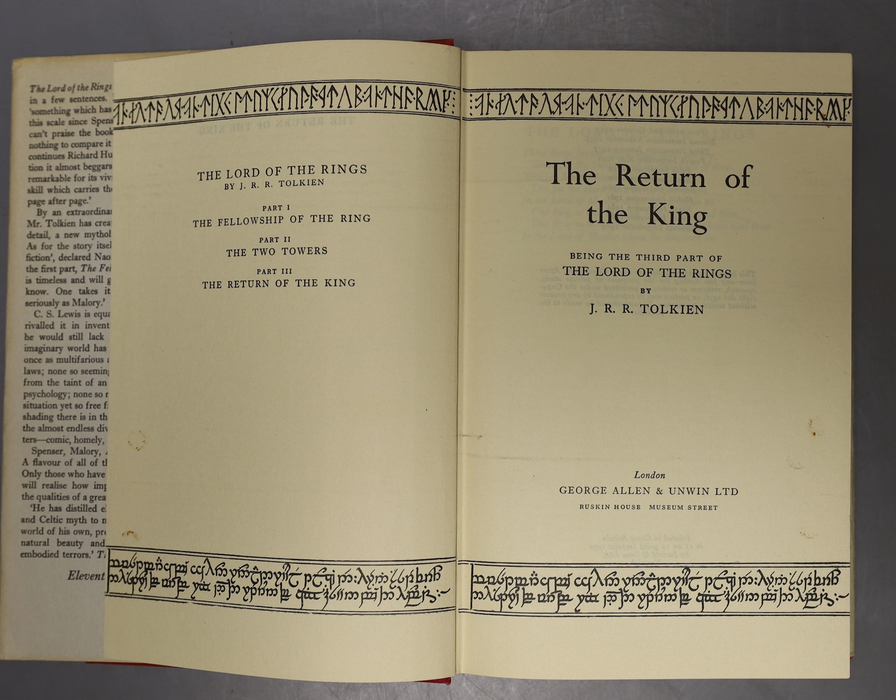 J.R.R. Tolkien, Lord of the Rings, three volumes